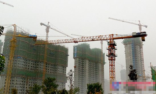 徐工塔机四兄弟建设新地标小区