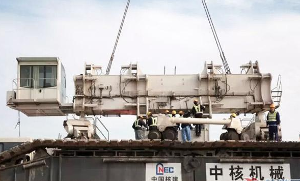 中联重科履带吊中的“航空母舰”再起航